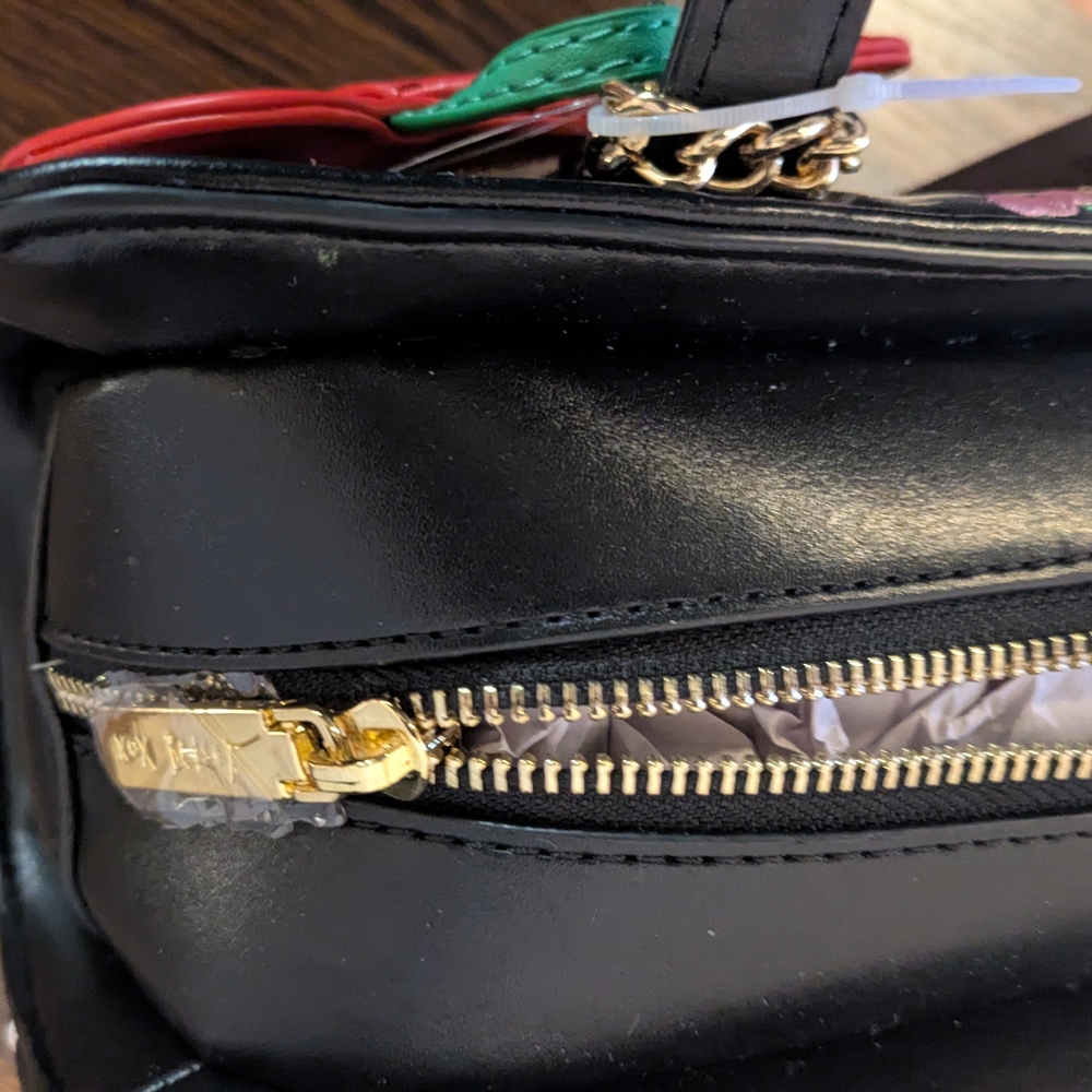 Betsey Johnson Black Bag with Cherry Embroidery. ❤️❤️Brand New ❤️❤️ - Picture 3 of 7